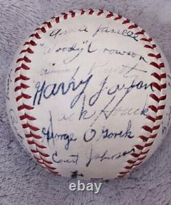 1945 Toronto Maple Leafs Team Signed AUTO Baseball Woody Crowson D. 1947 PSA/DNA