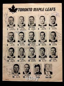 1960s Toronto Maple Leafs Tim Horton Autograph Team Sheet 12 Signatures NHL JSA