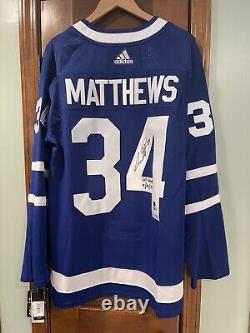 Auston MATTHEWS Signed Toronto Maple Leafs 60 GOALS 4/26/22 FANATICS COA #3/60