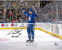 Autographed Auston Matthews Maple Leafs 16x20 Photo Item#12160201 COA