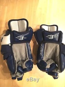Easton Zero shock PRO STOCK Toronto Maple Leafs Gloves size 14 Forsberg style