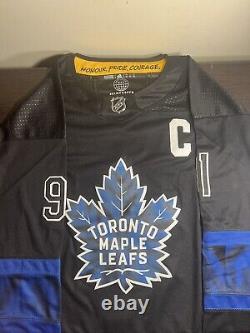 John Tavares Signed Autographed Toronto Maple Leafs Jersey