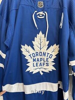 John Tavares Signed Toronto Maple Leafs Jersey Beckett BAS COA