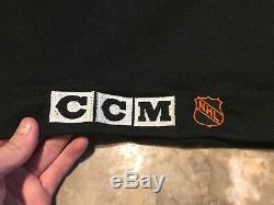 NEW VTG Toronto Maple Leafs CCM Center Ice Authentic Jersey Size 54 FIGHT STRAP