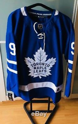 Neues Adi NHL Trikot Toronto Maple Leafs John Tavares 91# Grösse XL