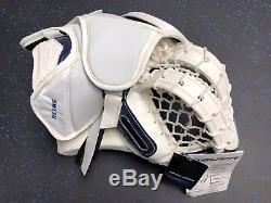 New! Bauer Nxg Toronto Maple Leafs NHL Pro Stock Team Goalie Glove James Reimer