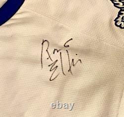 Ron Ellis autographed Toronto Maple Leafs (replica) Jersey withCert. Of Auth