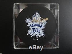 SYL APPS Autograph Toronto Maple Leafs Puck