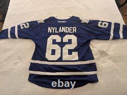 Signed William Nylander Toronto Maple Leafs Reebok Size XL Jersey #62 NHLXID8XF