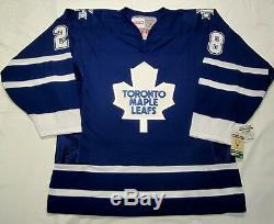 TIE DOMI size LARGE Toronto Maple Leafs CCM 550 2000-2007 Hockey Jersey