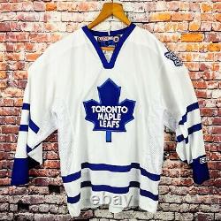 TORONTO MAPLE LEAFS NHL CCM 90's Men's Size Large White 3/4 Sleeve Jersey