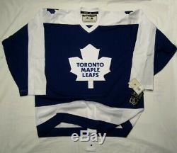 TORONTO MAPLE LEAFS size 50 = sz Medium Adidas TEAM CLASSICS NHL Hockey Jersey