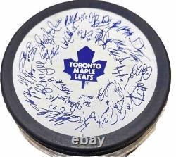 Toronto Maple Leafs 1992-1993 replica team signed puck