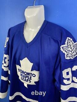 Toronto Maple Leafs CCM Vintage 90s Jersey #93 Doug Gilmore XL