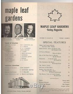 Toronto Maple Leafs Maple Leaf Gardens Hockey Magazine 1967/68 autographed