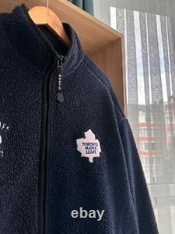 VTG Toronto Maple Leafs NHL Roots Athletic 2000 Sherpa Jacket