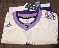 William Nylander Adidas Authentic Hockey Fights Cancer Jersey Leafs NWT Size 54